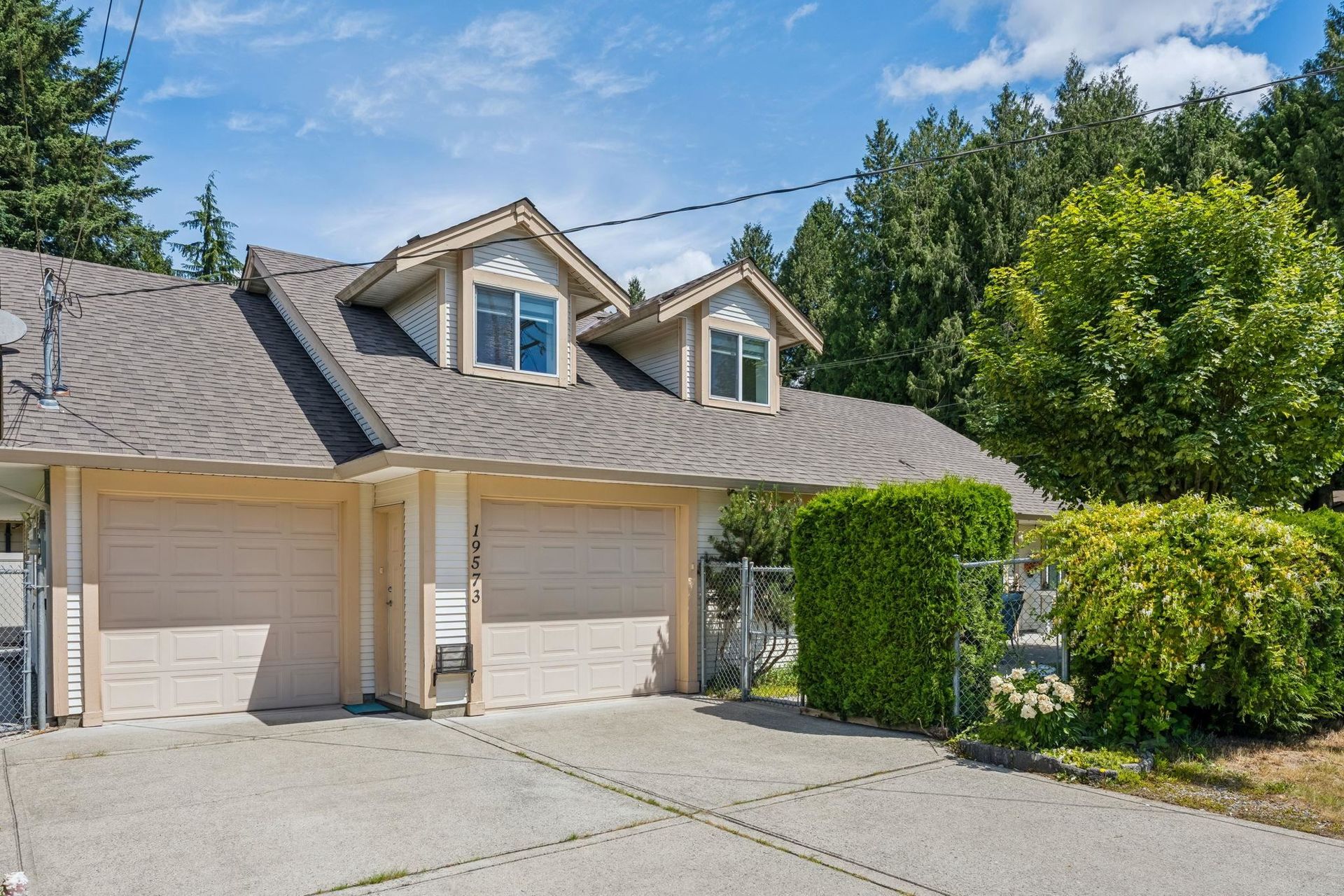 19573 116b Avenue, South Meadows, Pitt Meadows photo number 1