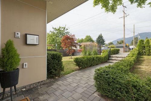 351-w-21st-street-central-lonsdale-north-vancouver-03 at 351 W 21st Street, Central Lonsdale, North Vancouver