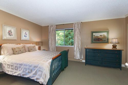 0d1859dfd9c0eb044a9c668f78292696 at 1515 Jubilee Court, Indian River, North Vancouver
