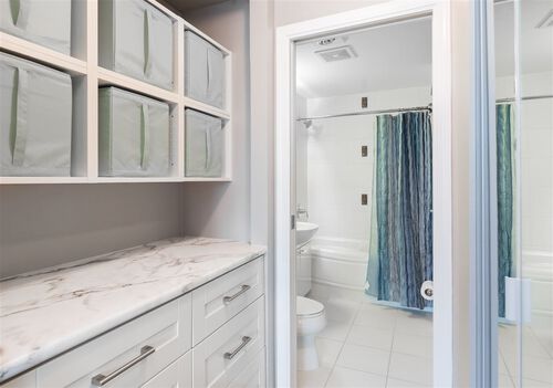 c2ae35109ff91777c600d3d110f96c40 at 806 - 170 W 1st Street, Lower Lonsdale, North Vancouver