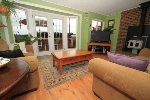 f44eb30f3a491f05eada1648ddbae33c at 6500 Lynnwood Court, Sechelt District, Sunshine Coast