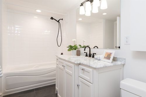 cc42b03c81f770170730f7e61e5b9002 at 1003 - 130 E 2nd Street, Lower Lonsdale, North Vancouver