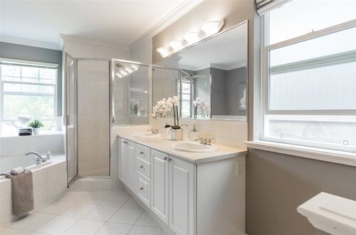 5ea748ceb35649ec2086b229869e4cb9 at 2311 Swinburne Avenue, Seymour NV, North Vancouver