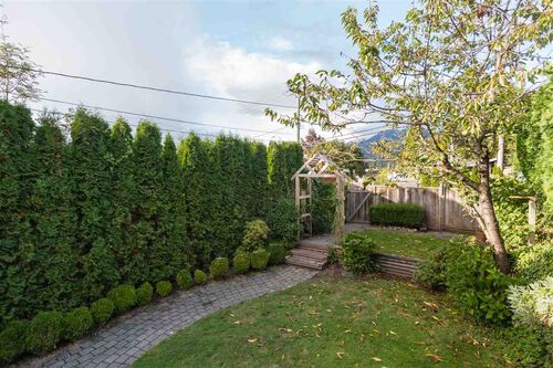 444b79092473c92973656091ce587091 at 408 E 17th Street, Central Lonsdale, North Vancouver