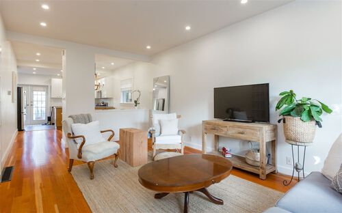 e08845cc42f6962b5744f41426e711c4 at 408 E 17th Street, Central Lonsdale, North Vancouver