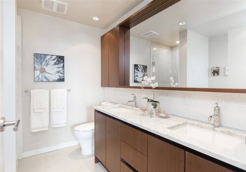 186857f27cae4400164b8abed0165372 at 208 - 135 W 2nd Street, Lower Lonsdale, North Vancouver