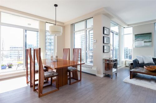 92ffdfc85f6ff3ef6c434feb13d07727 at 208 - 135 W 2nd Street, Lower Lonsdale, North Vancouver