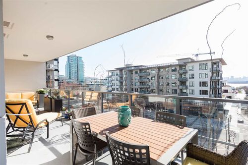 cc40d1004c41a74f23364dd720fc61eb at 208 - 135 W 2nd Street, Lower Lonsdale, North Vancouver