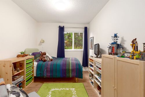 50622e7f9adaa4ceaa2ff01ba124558f at 1235 Mill Street, Lynn Valley, North Vancouver