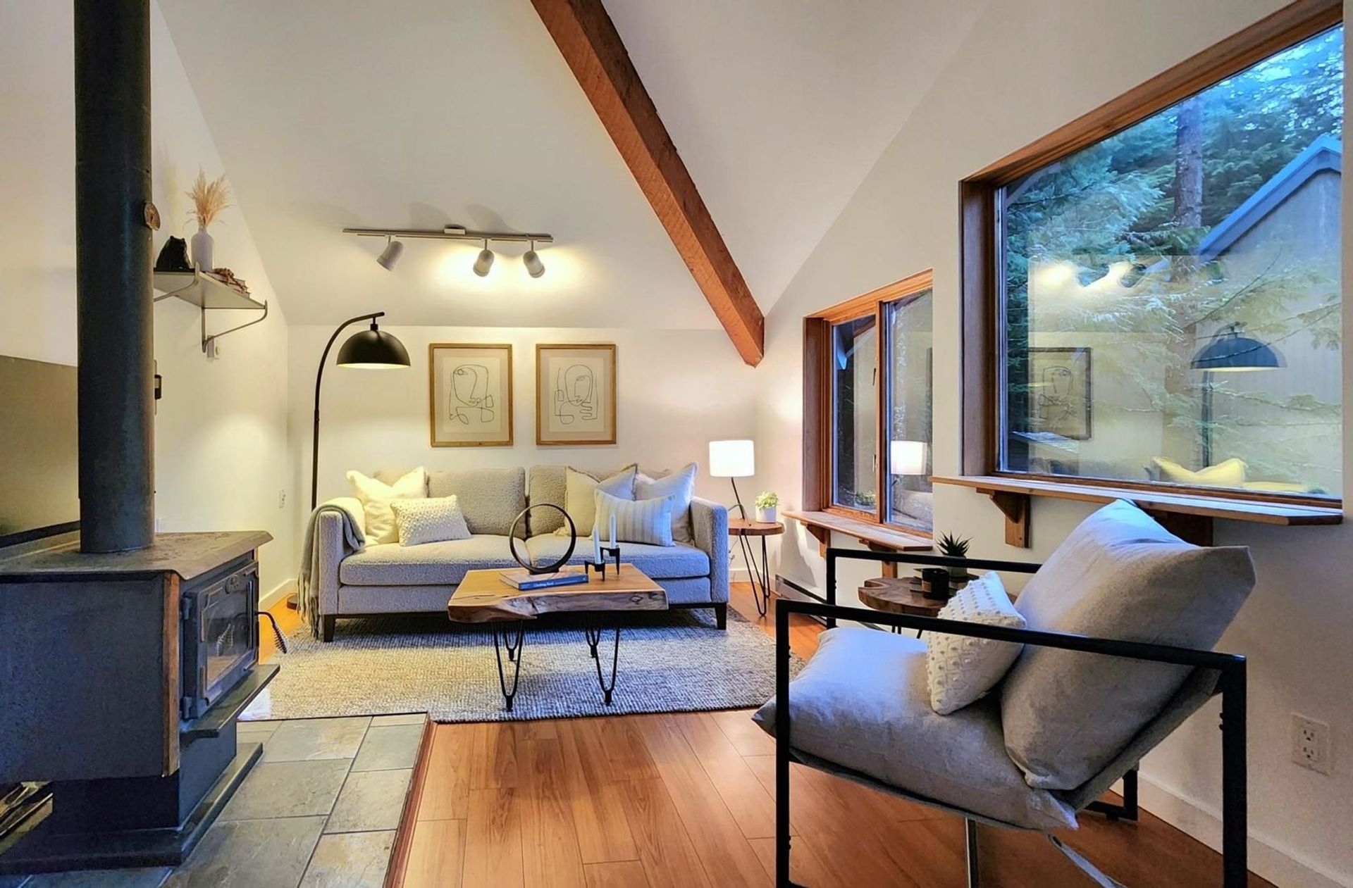 7308 S Fitzsimmons Road, White Gold, Whistler 