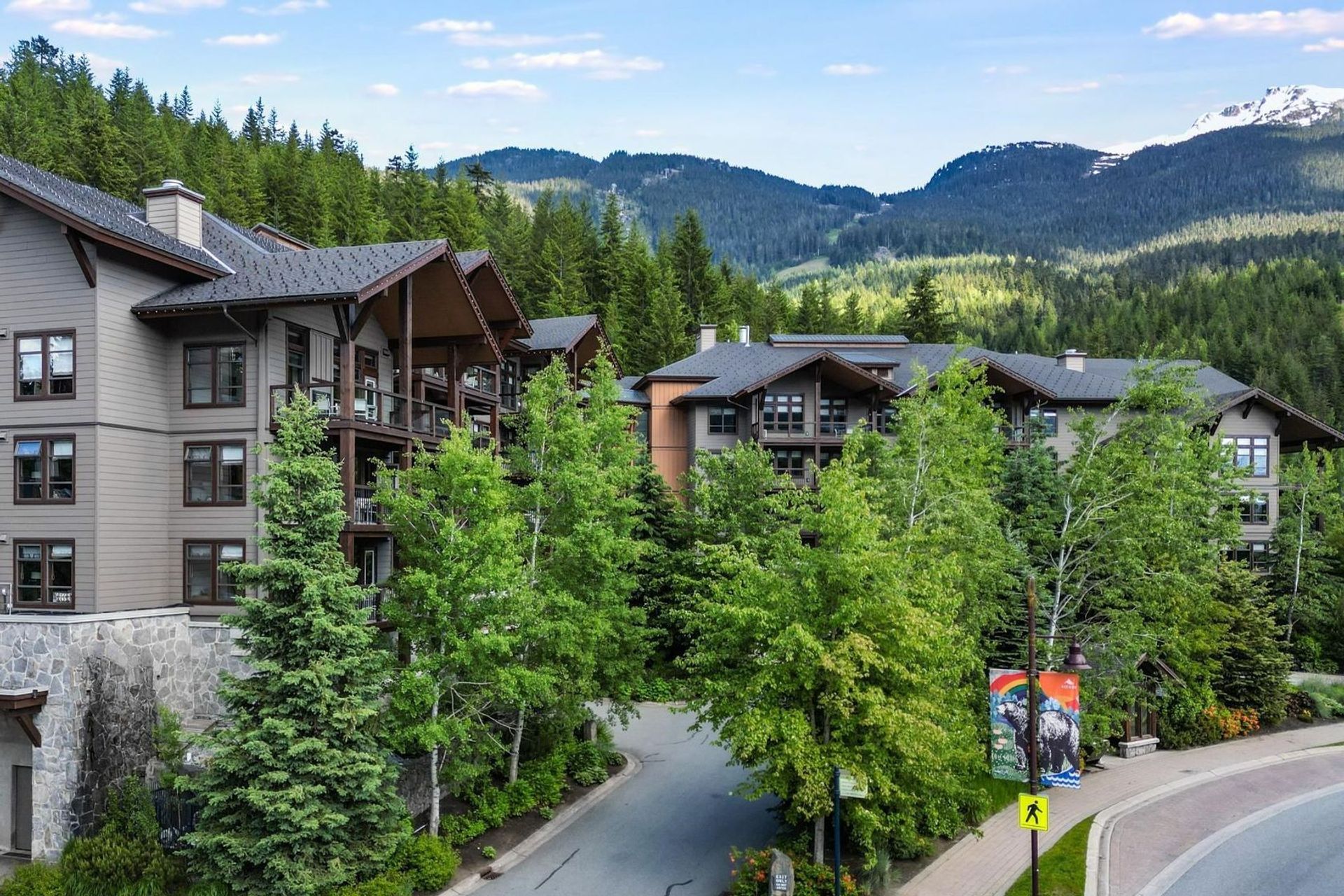 205D - 2020 London Lane, Whistler Creek, Whistler 