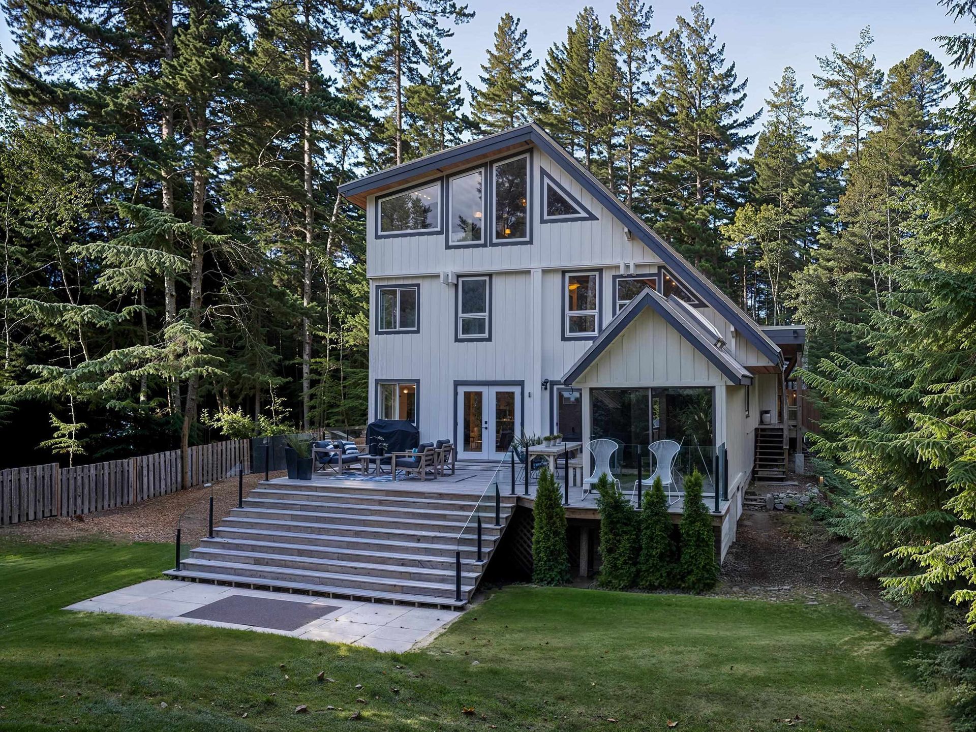 9199 Emerald Drive, Emerald Estates, Whistler 