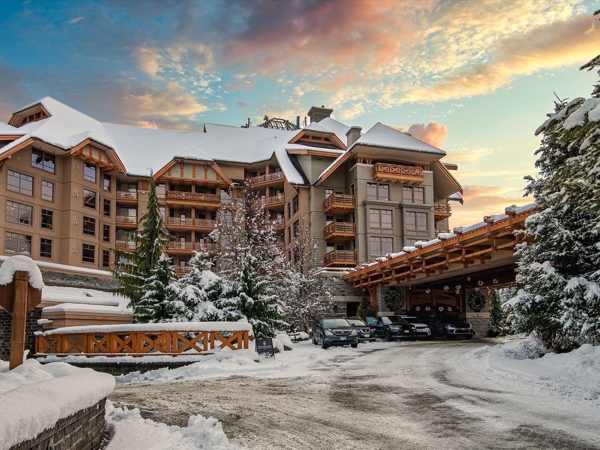558 - 4591 Blackcomb Way, Benchlands, Whistler 
