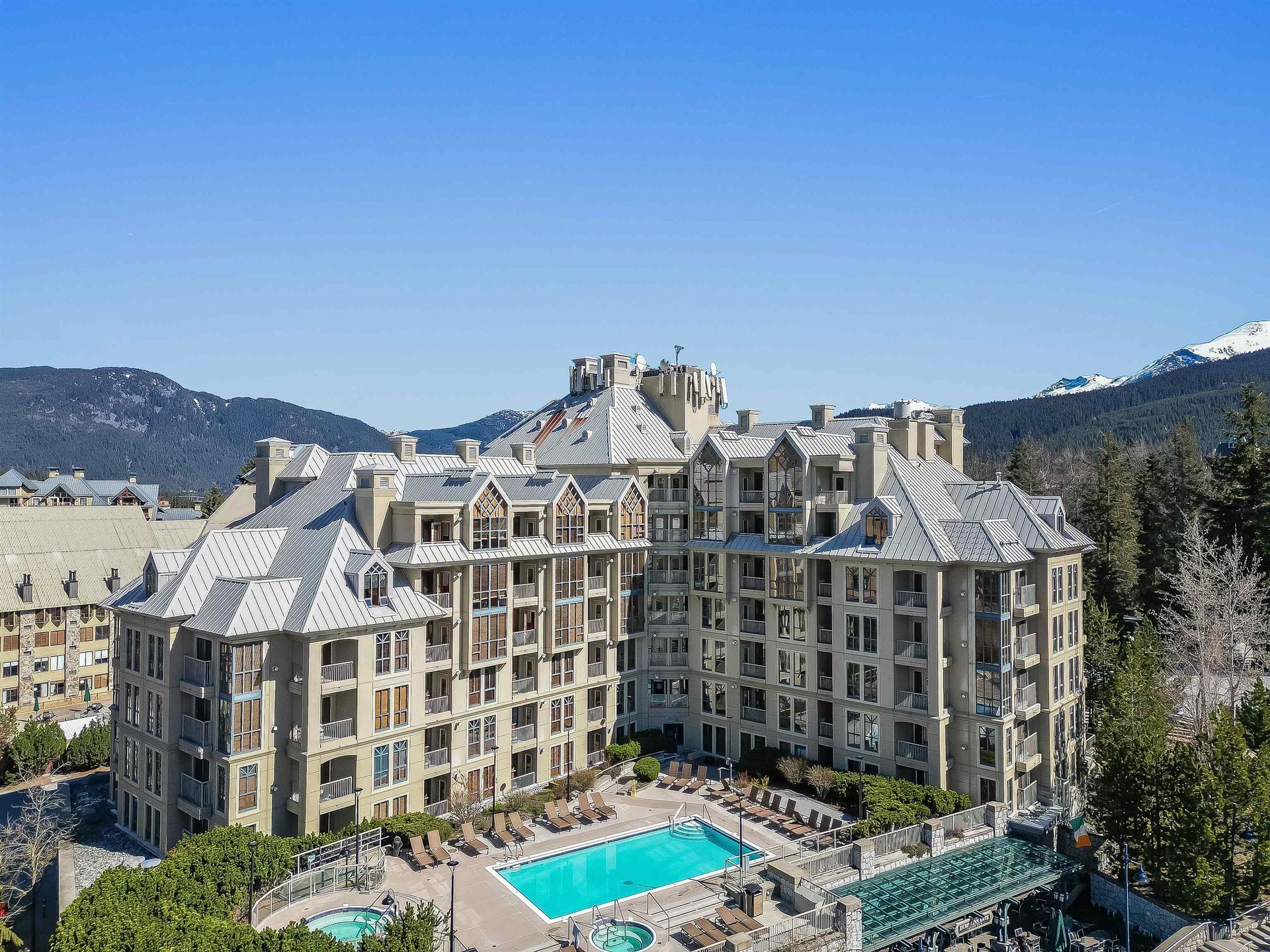 516 - 4320 Sundial Crescent, Whistler Village, Whistler 