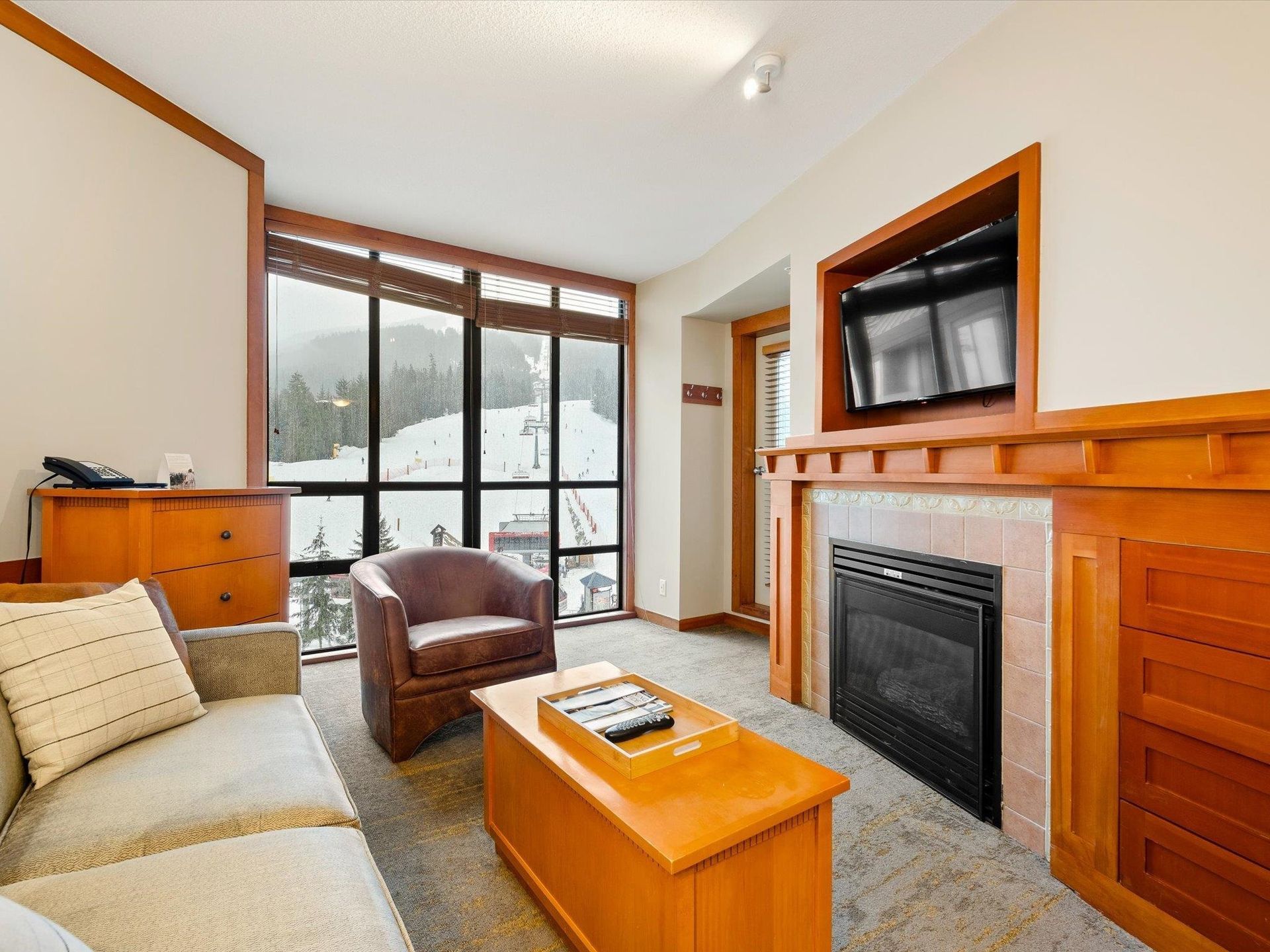 602 - 4320 Sundial Crescent, Whistler Village, Whistler 