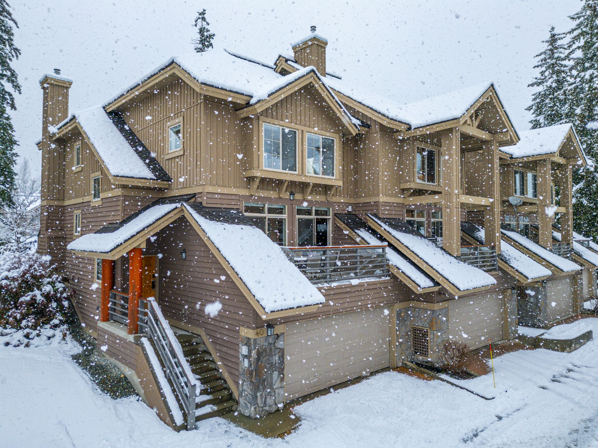 40 - 8030 Nicklaus Boulevard, Green Lake Estates, Whistler 