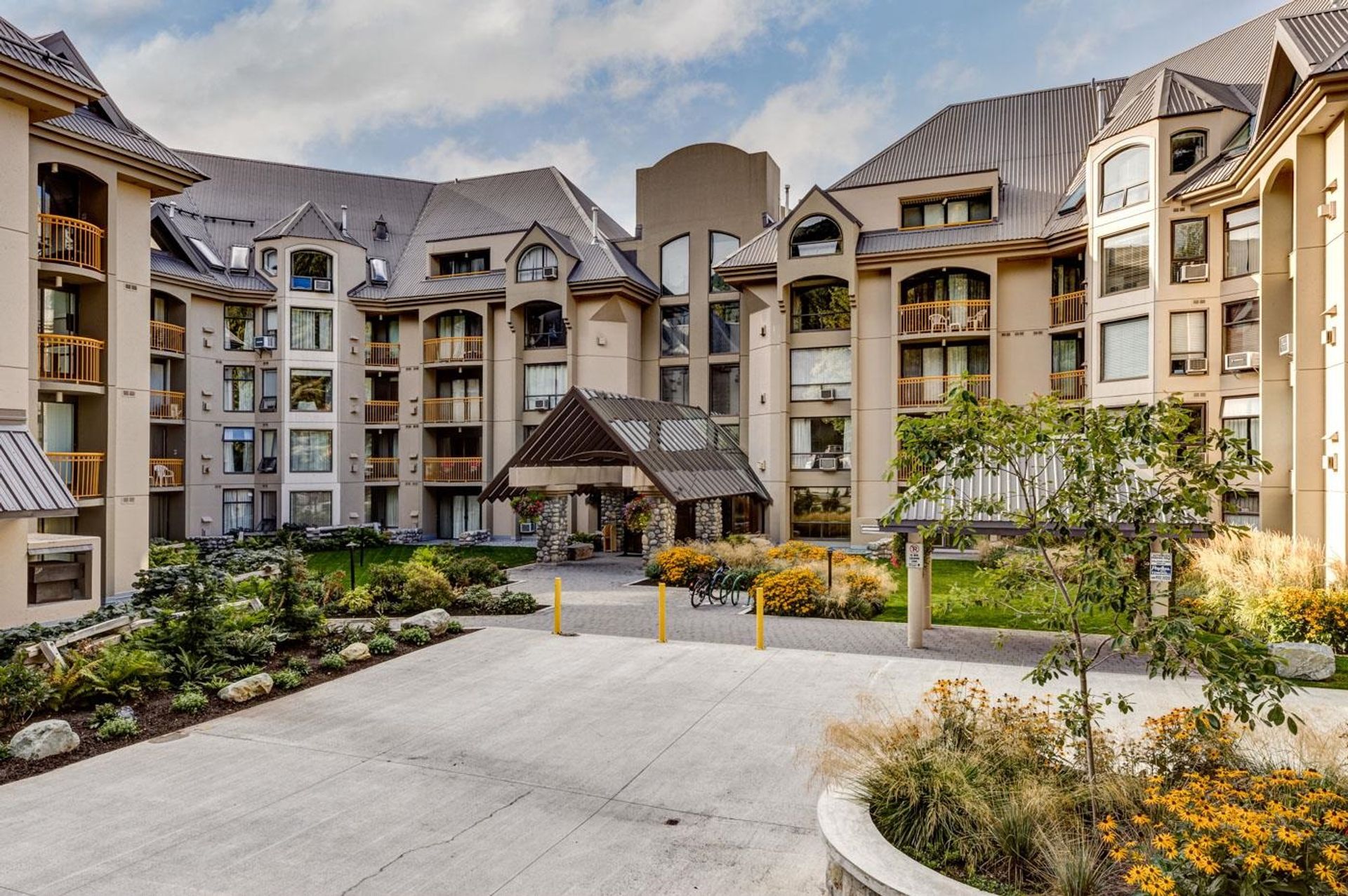 418 - 4809 Spearhead Drive, Benchlands, Whistler 