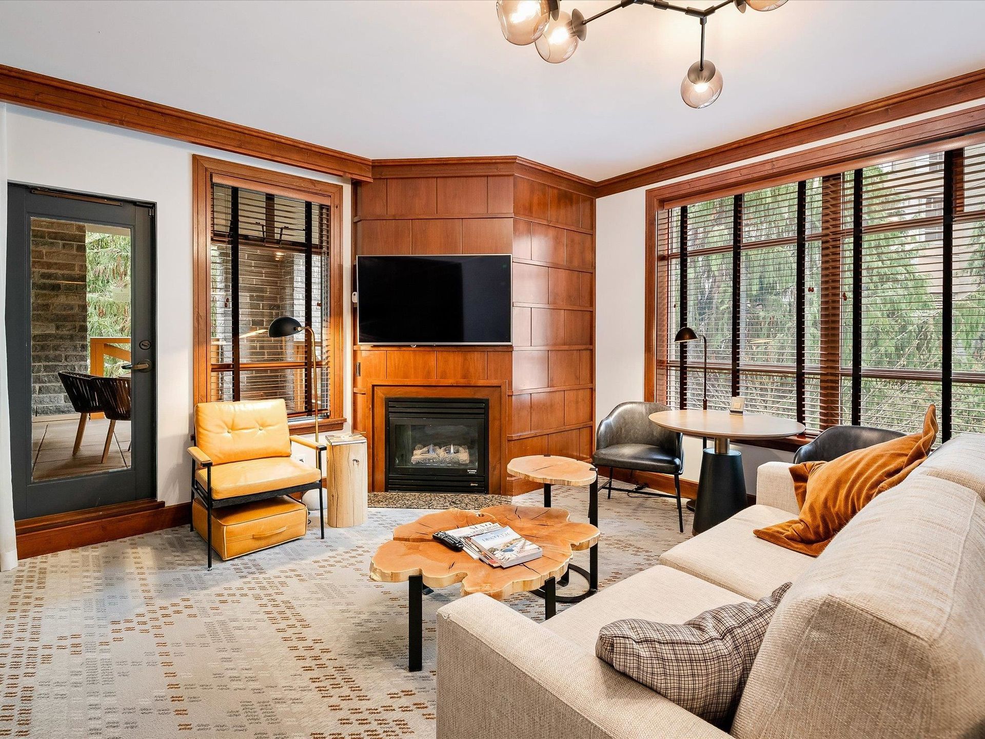 252 - 4591 Blackcomb Way, Benchlands, Whistler 