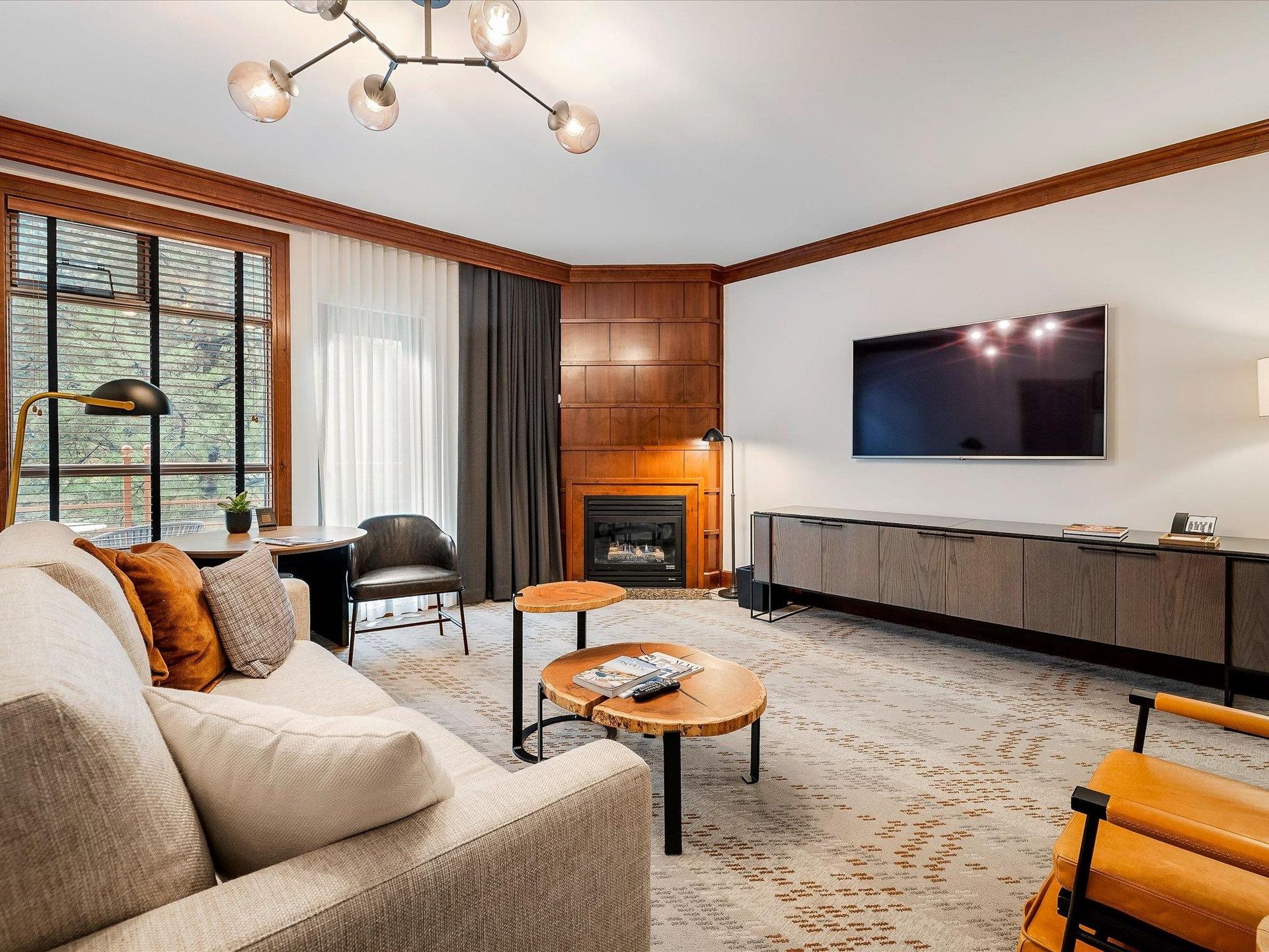 229 - 4591 Blackcomb Way, Benchlands, Whistler 
