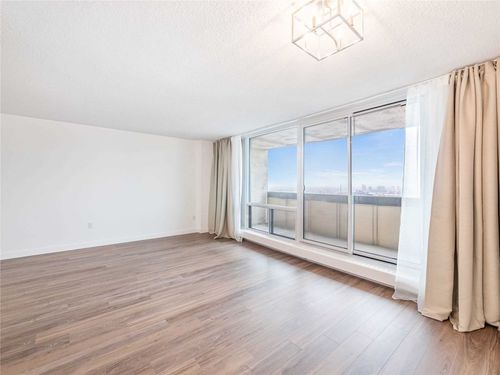 5-san-romano-way-black-creek-toronto-11 at 1806 - 5 San Romano Way, Black Creek, Toronto