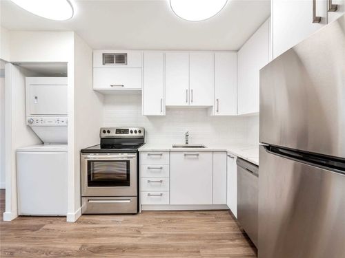 5-san-romano-way-black-creek-toronto-18 at 1806 - 5 San Romano Way, Black Creek, Toronto