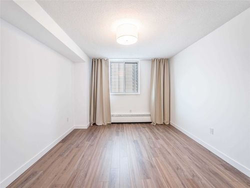 5-san-romano-way-black-creek-toronto-28 at 1806 - 5 San Romano Way, Black Creek, Toronto