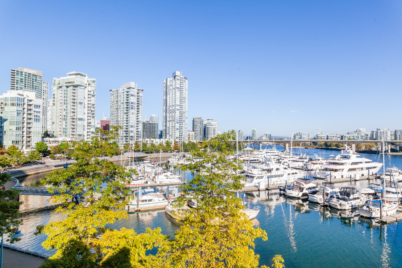 317 - 1228 Marinaside Crescent, Yaletown, Vancouver West  by Alice Rei Ho Personal Real Estate Corporation 317 - 1228 Marinaside Crescent, Yaletown, Vancouver West