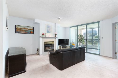 301-1188 Quebec Street Vancouver - Living Room at 301 - 1188 Quebec Street, Mount Pleasant VE, Vancouver East 301-1188 Quebec Street Vancouver - Living Room at 301 - 1188 Quebec Street, Mount Pleasant VE, Vancouver East