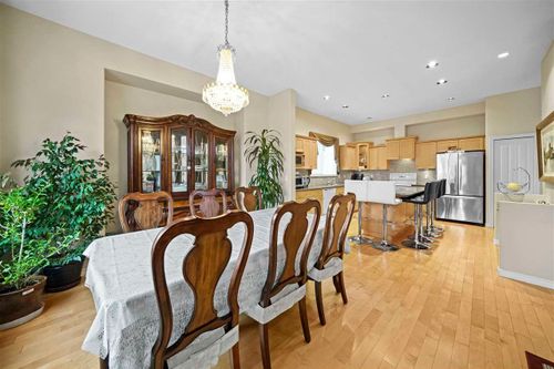 3256 Chartwell Green - Dining Room at 3256 Chartwell Green, Westwood Plateau, Coquitlam 3256 Chartwell Green - Dining Room at 3256 Chartwell Green, Westwood Plateau, Coquitlam