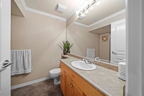 3256 Chartwell Green - Bathroom at 3256 Chartwell Green, Westwood Plateau, Coquitlam 3256 Chartwell Green - Bathroom at 3256 Chartwell Green, Westwood Plateau, Coquitlam