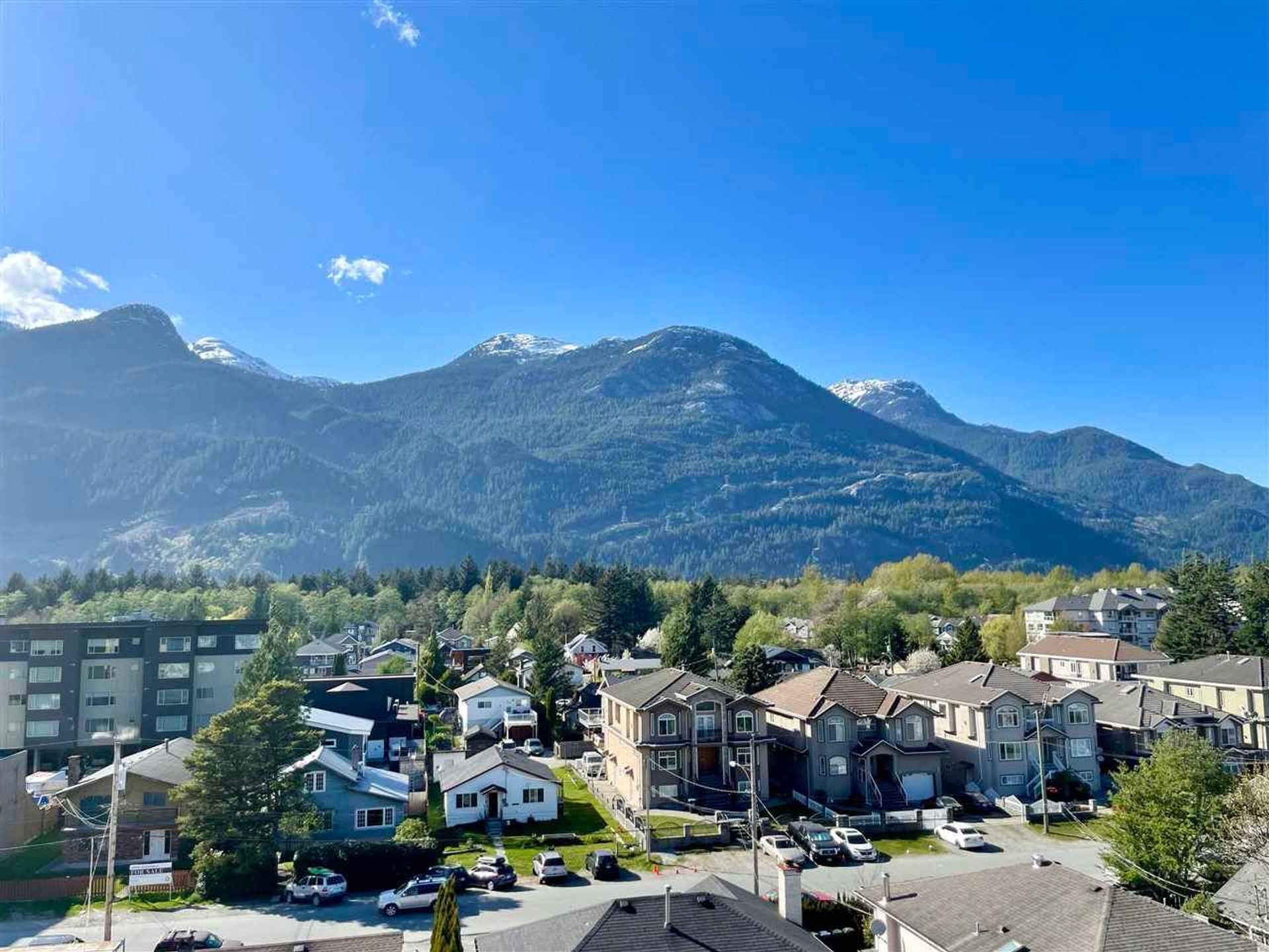 607 - 38033 Second Avenue, Downtown SQ, Squamish  by Alice Rei Ho Personal Real Estate Corporation 607 - 38033 Second Avenue, Downtown SQ, Squamish