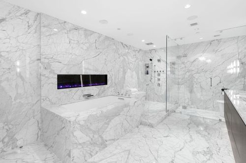 3401-1011 W. Cordova Street - Primary Bathroom at 3401 - 1011 W Cordova Street, Coal Harbour, Vancouver West 3401-1011 W. Cordova Street - Primary Bathroom at 3401 - 1011 W Cordova Street, Coal Harbour, Vancouver West