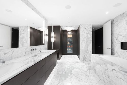 3401-1011 W. Cordova Street - Primary Bathroom at 3401 - 1011 W Cordova Street, Coal Harbour, Vancouver West 3401-1011 W. Cordova Street - Primary Bathroom at 3401 - 1011 W Cordova Street, Coal Harbour, Vancouver West