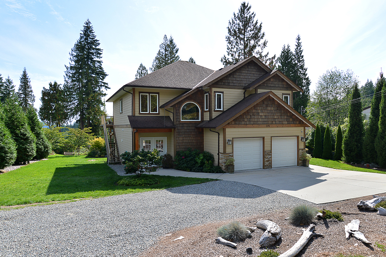 191 Wharf Rd, Gibsons & Area, Sunshine Coast  by Ali Khan - Sunshine Coast Real Estate 191 Wharf Rd, Gibsons & Area, Sunshine Coast