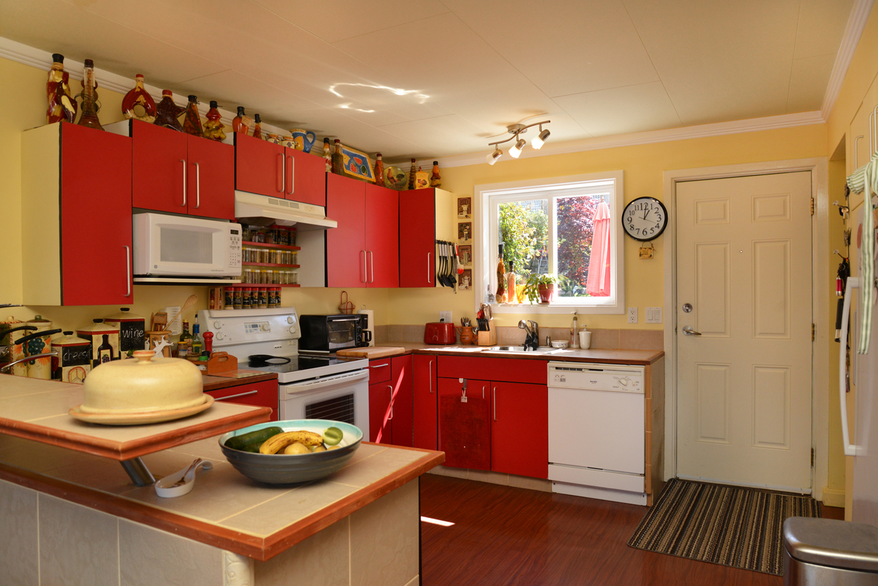 5815 Trail Ave, Sechelt District, Sunshine Coast  by Ali Khan - Sunshine Coast Real Estate 5815 Trail Ave, Sechelt District, Sunshine Coast