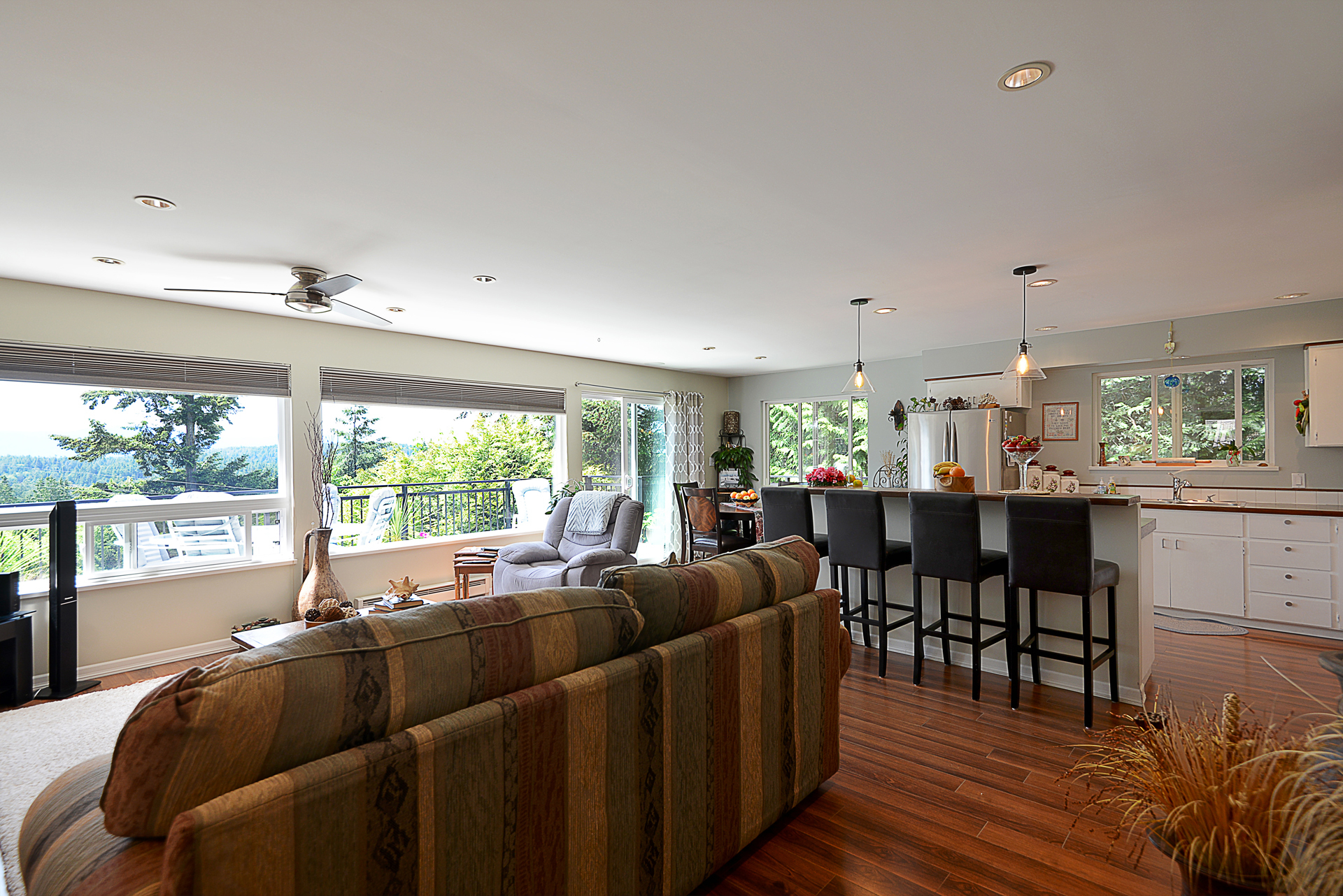 12842 Harbour View Road, Pender Harbour Egmont, Sunshine Coast  by Ali Khan - Sunshine Coast Real Estate 12842 Harbour View Road, Pender Harbour Egmont, Sunshine Coast