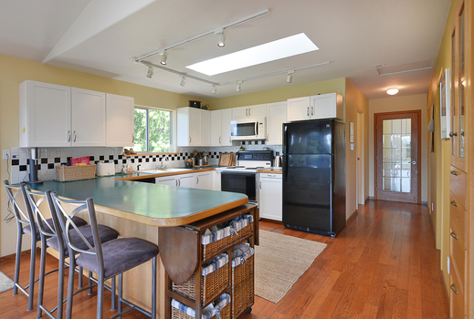 dsc_5131 at 1062 Blackburn Road, Roberts Creek, Sunshine Coast