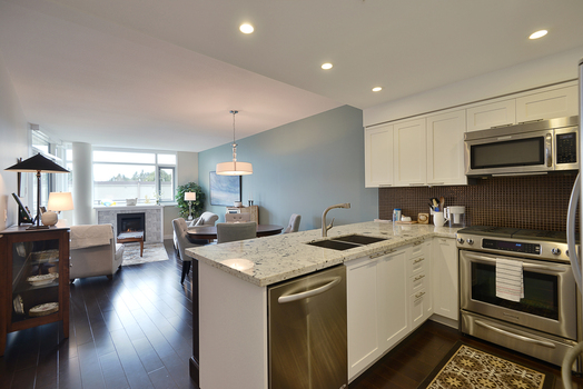 206-5725-teredo-st at 206 - 5725 Teredo Street, Sechelt District, Sunshine Coast