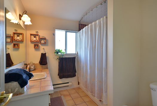 dsc_4166 at 5626 Inlet Avenue, Sechelt District, Sunshine Coast