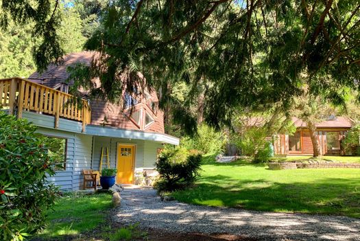 925-byng-rd-front-and-barn at 925 Byng Road, Roberts Creek, Sunshine Coast