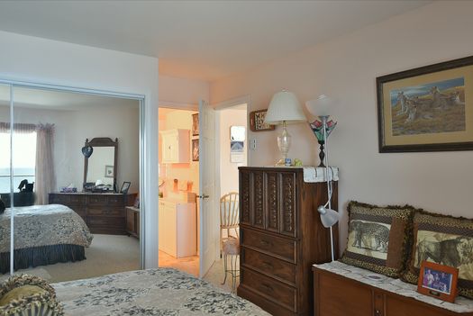 mar_4313 at 306 - 5470 Inlet Avenue, Sechelt District, Sunshine Coast