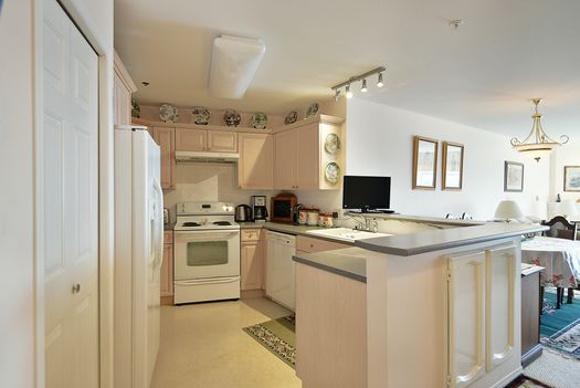 mar_4325 at 306 - 5470 Inlet Avenue, Sechelt District, Sunshine Coast