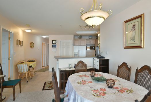 mar_4334 at 306 - 5470 Inlet Avenue, Sechelt District, Sunshine Coast