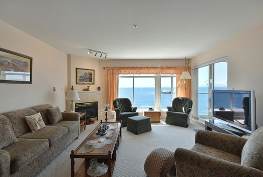 mar_4339 at 306 - 5470 Inlet Avenue, Sechelt District, Sunshine Coast