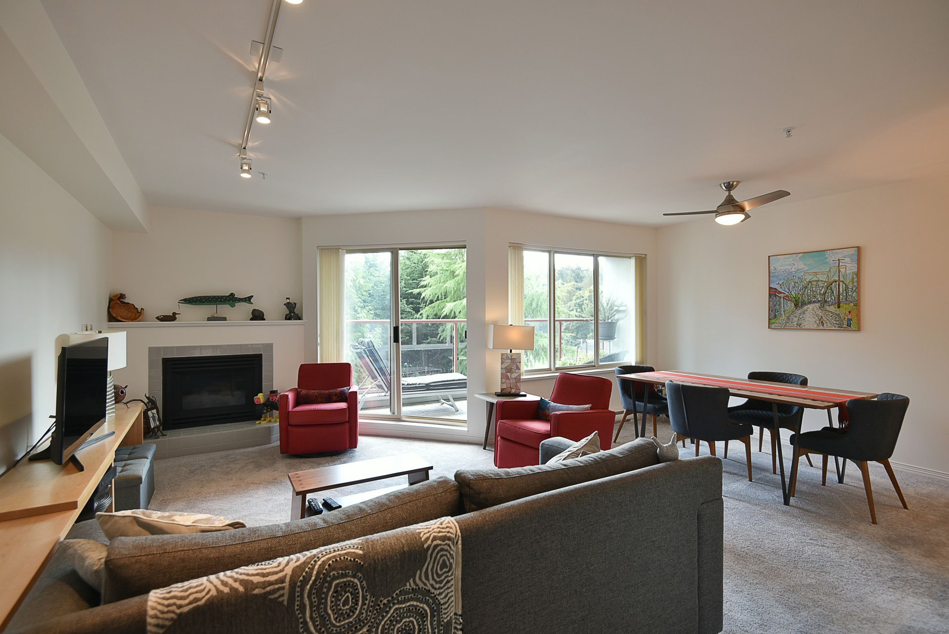 204 - 5780 Trail Avenue, Sechelt District, Sunshine Coast  by Ali Khan - Sunshine Coast Real Estate 204 - 5780 Trail Avenue, Sechelt District, Sunshine Coast