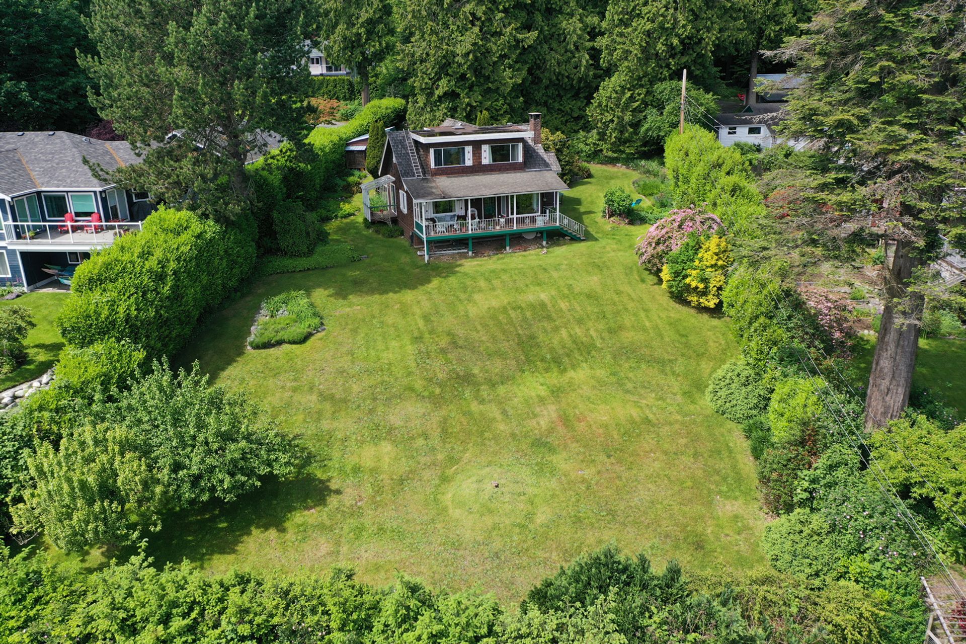 1045 Grandview Road, Gibsons & Area, Sunshine Coast  by Ali Khan - Sunshine Coast Real Estate 1045 Grandview Road, Gibsons & Area, Sunshine Coast