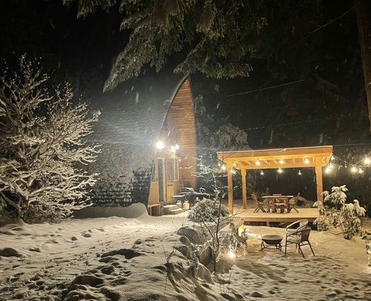 snow at 5963 Skookumchuk Road, Sechelt District, Sunshine Coast