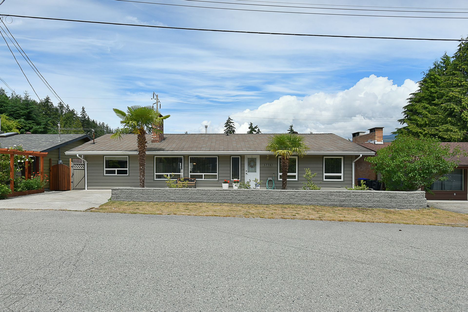 5778 Pebble Crescent, Sechelt District, Sunshine Coast  by Ali Khan - Sunshine Coast Real Estate 5778 Pebble Crescent, Sechelt District, Sunshine Coast