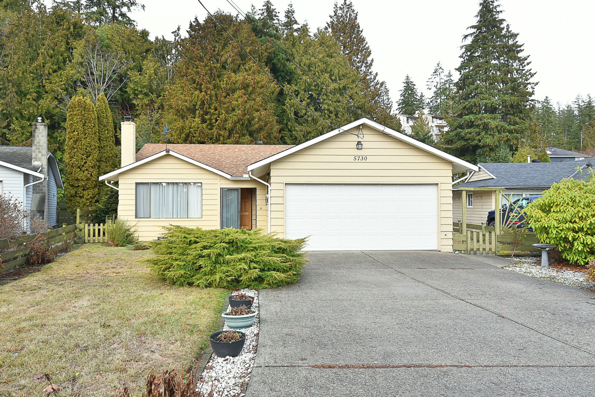 5730 Surf Circle, Sechelt District, Sunshine Coast  by Ali Khan - Sunshine Coast Real Estate 5730 Surf Circle, Sechelt District, Sunshine Coast