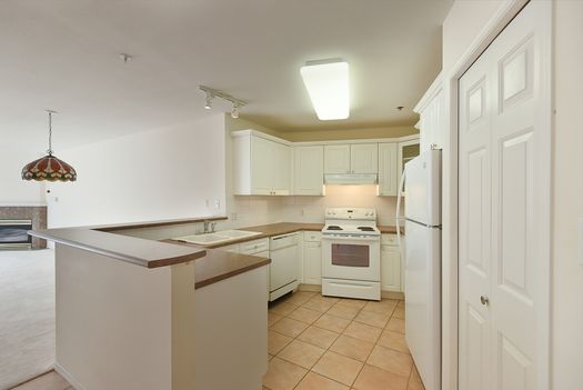 mar_0028 at 201 - 5470 Inlet Avenue, Sechelt District, Sunshine Coast